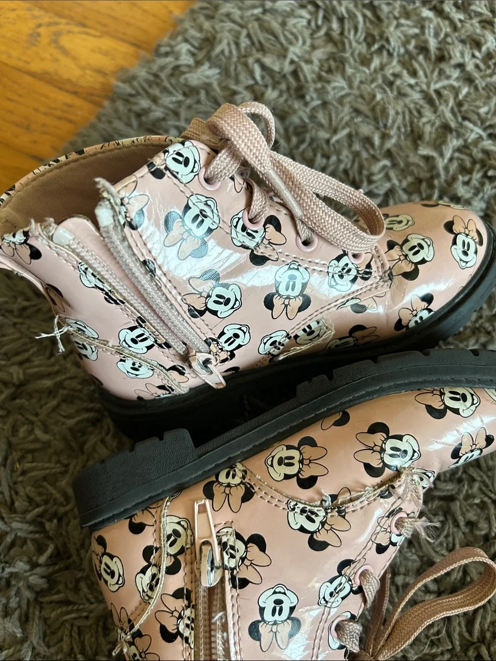 Minnie preowned size